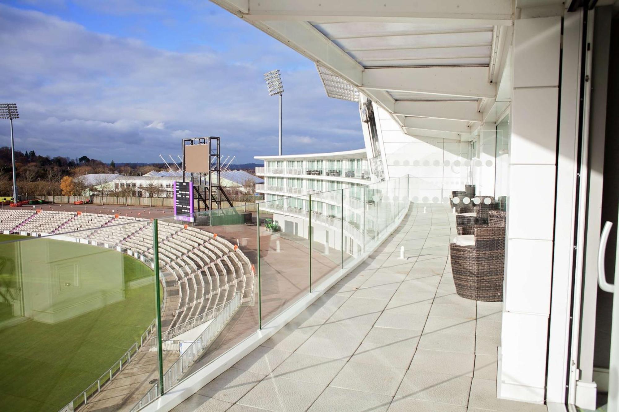 Hilton Southampton - Utilita Bowl Ξενοδοχείο Εξωτερικό φωτογραφία